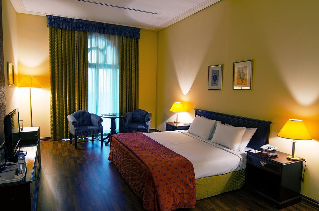 Cassells Ghantoot Hotel & Resort Buitenkant foto