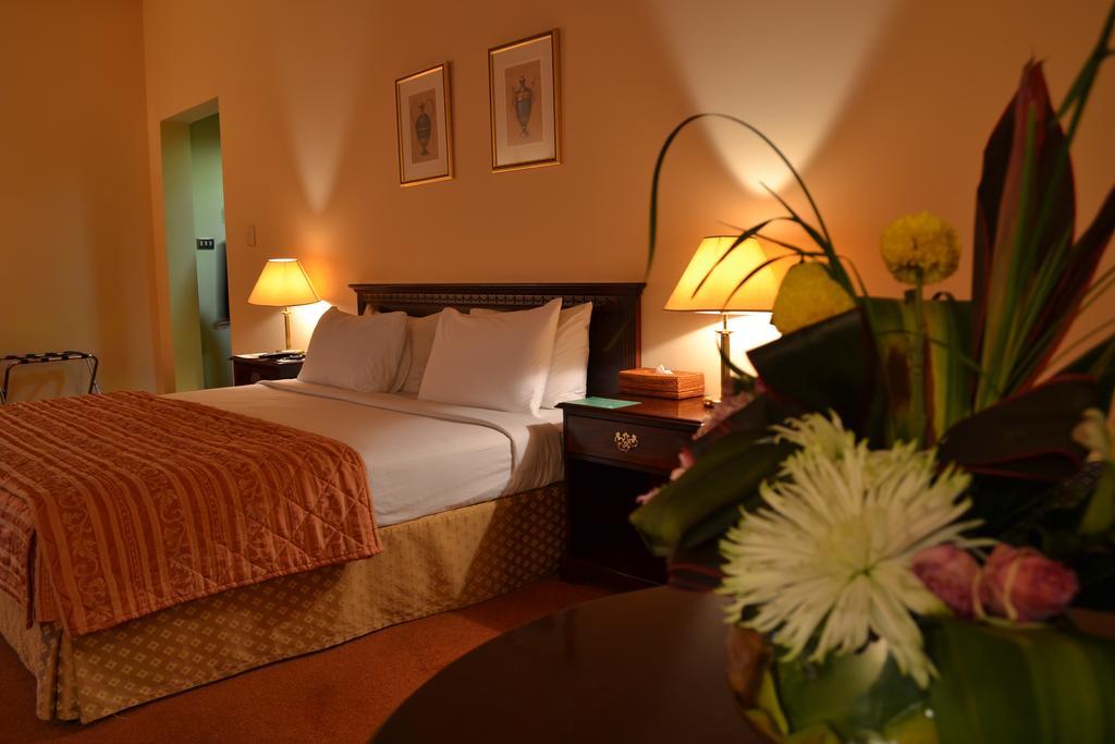 Cassells Ghantoot Hotel & Resort Buitenkant foto